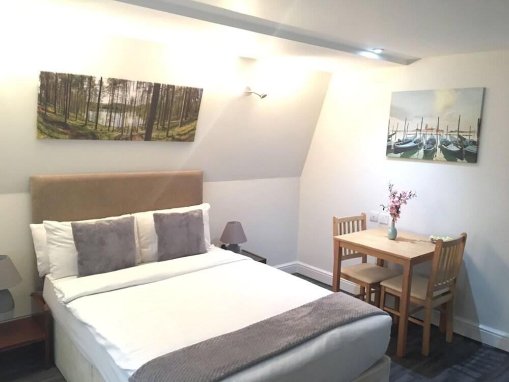 W6 Hotel Hammersmith Room Type - Standard Studio