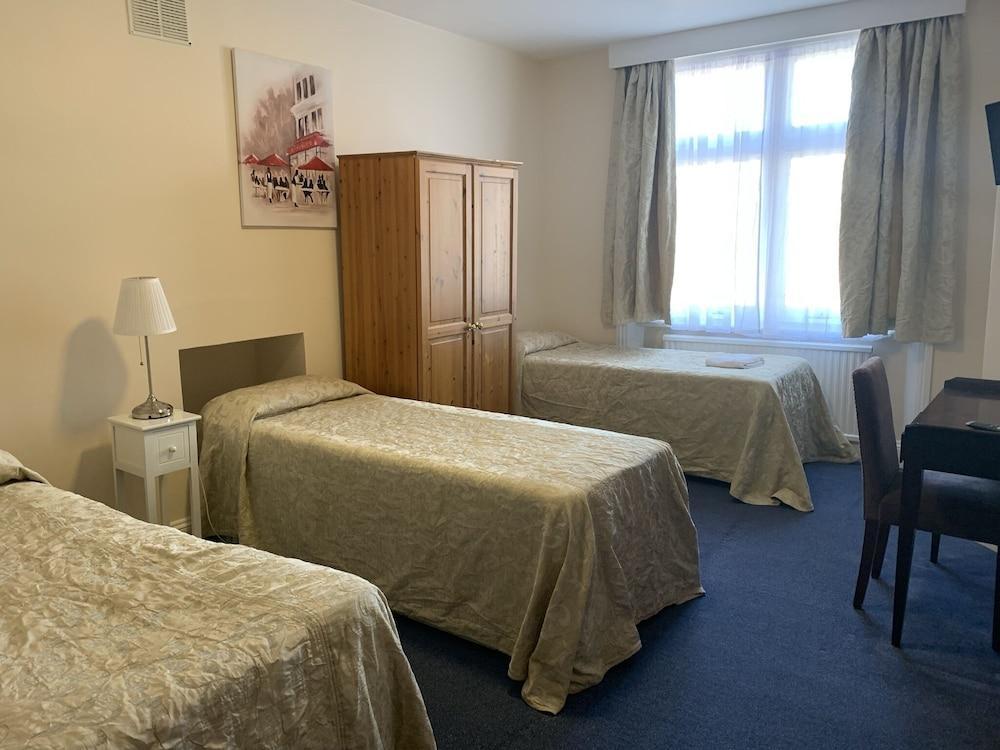 St Simeon Room Type - Standard Quadruple Room, Ensuite