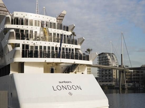 Sunborn London Yacht Hotel London Price Address Reviews