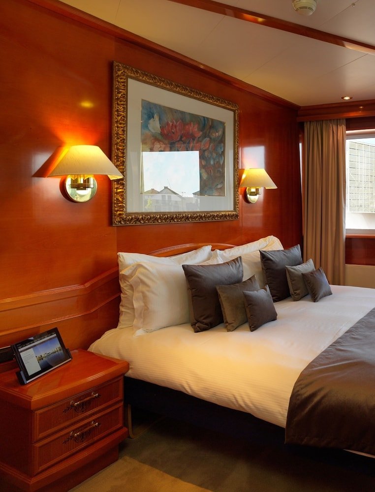 Sunborn London Room Type - Executive Suite (Dockview)