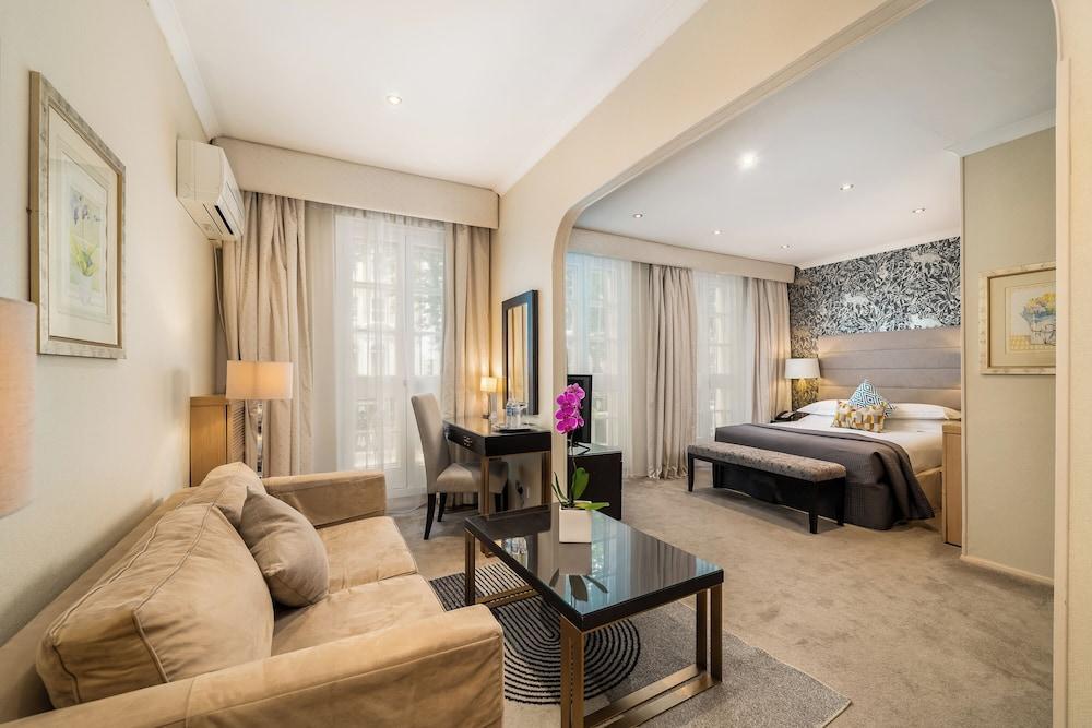The Beaufort Knightsbridge Room Type - Junior Suite