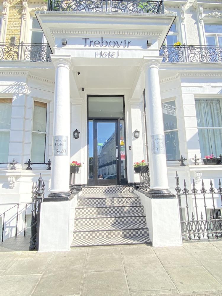 Trebovir Hotel - Tap to explore photos