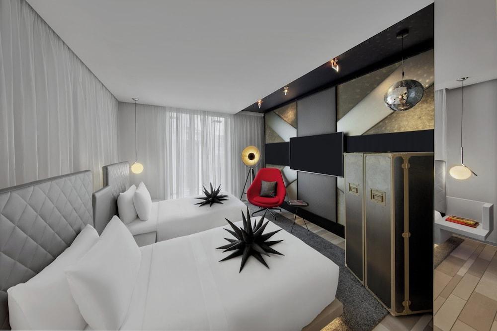 W London Room Type - Standard Room, 2 Twin Beds