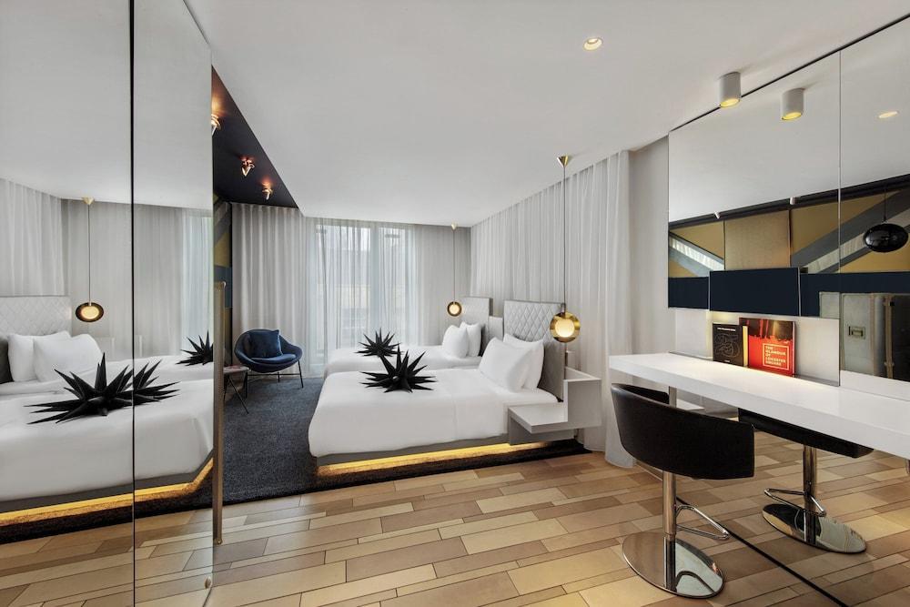 W London Room Type - Superior Room, 2 Twin Beds