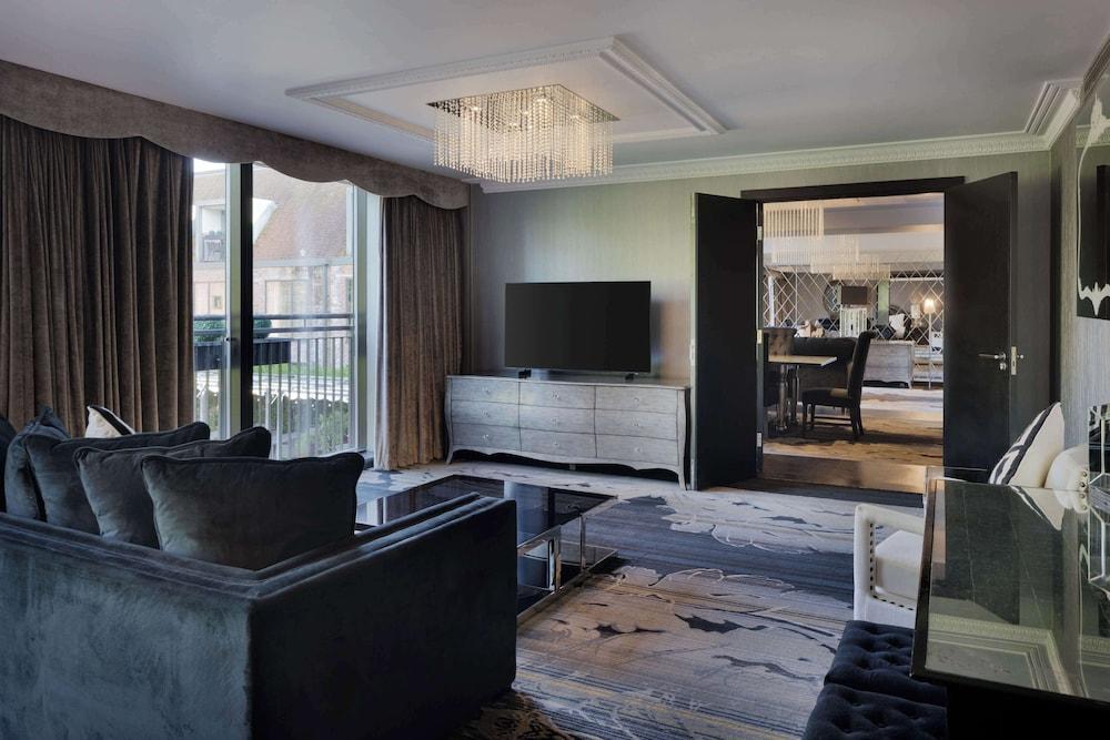Hilton London Syon Park Room Type - KING SYON SUITE
