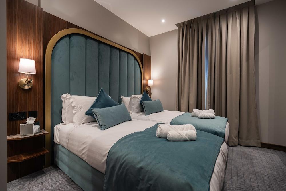 St. Mark Hotel Room Type - Deluxe Double or Twin Room