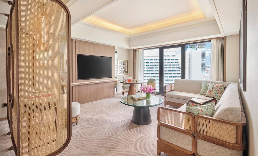 Mandarin Oriental, Singapore Room Type - Family Suite