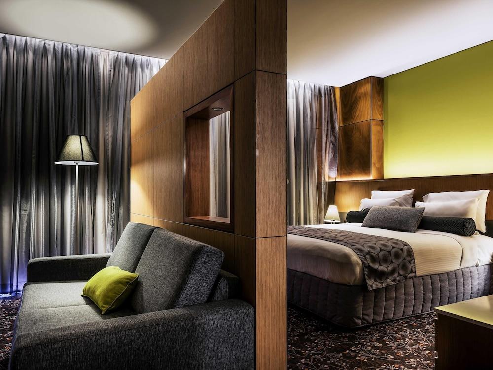 Mercure Sydney Liverpool Room Type - Executive Suite, 1 King Bed with Sofa bed Mercure Sydney Liverpool Room Type - Executive Suite, 1 King Bed with Sofa bed
