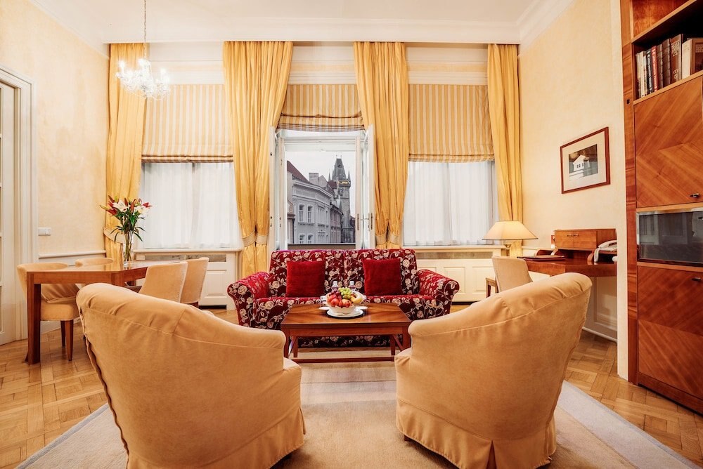Ventana Hotel Prague Room Type - Old Town Square Suite Ventana Hotel Prague Room Type - Old Town Square Suite