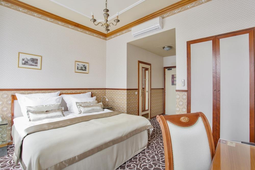 Chateau St Havel Room Type - Standard Double or Twin Room