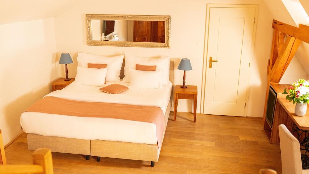 Hotel Golden Key Prague Room Type - Deluxe Plus