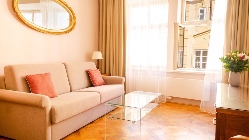 Hotel Golden Key Prague - Tap to explore photos