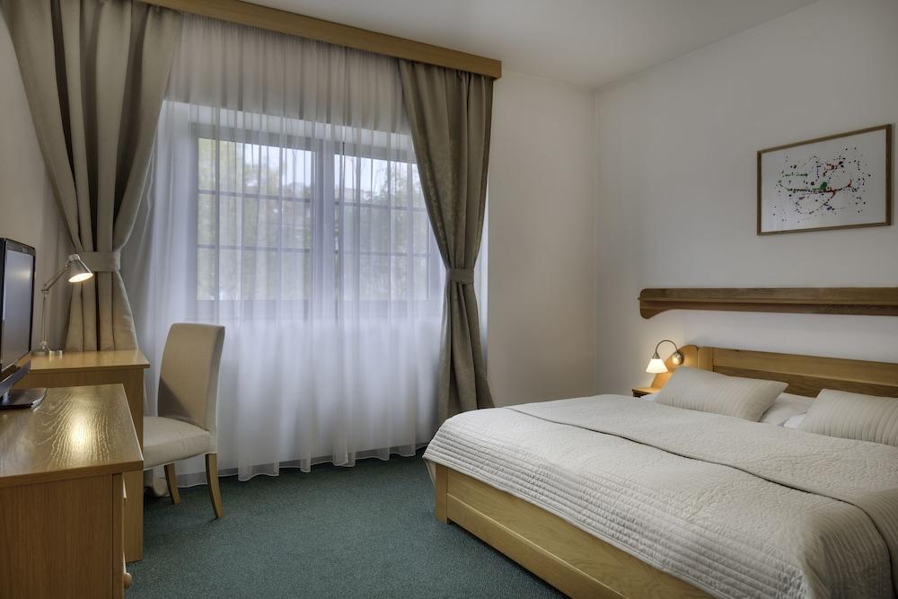 Hotel OYA Room Type - Double Room