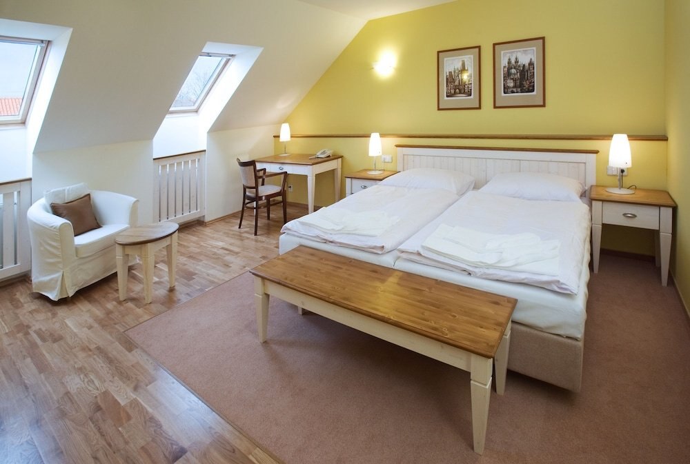 Dolce Villa Hotel Room Type - Quadruple Room