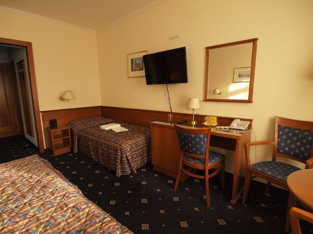 Hotel Arbes Room Type - Triple Room