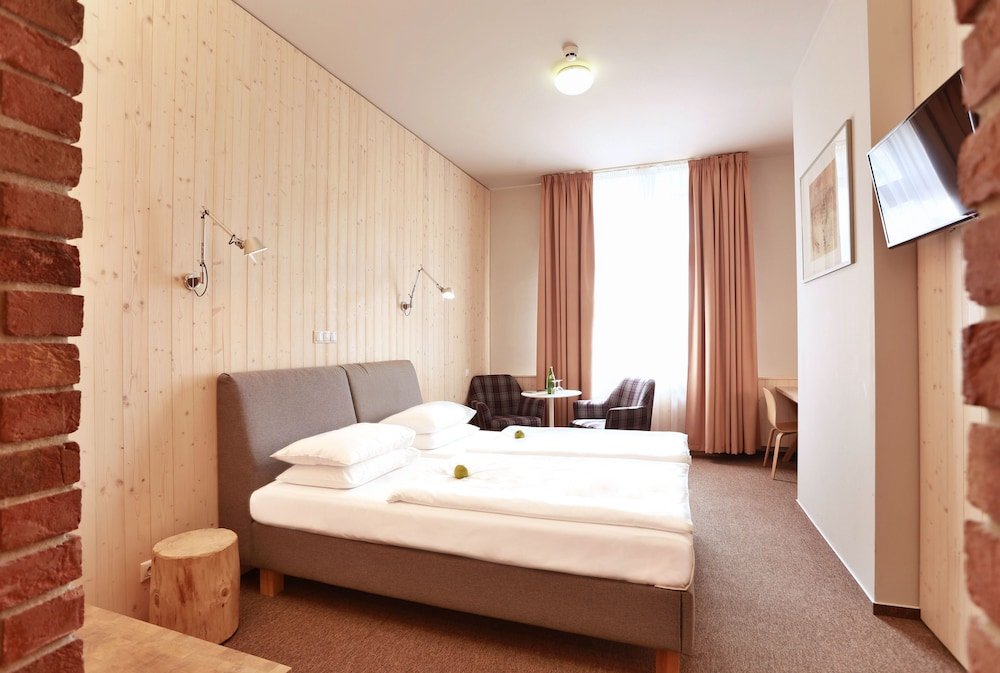Absolutum Wellness Hotel - Tap to explore photos
