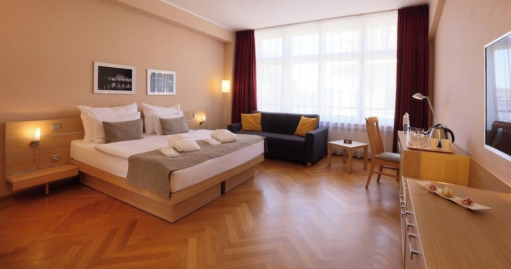 Hotel Amarilis Room Type - Superior Room