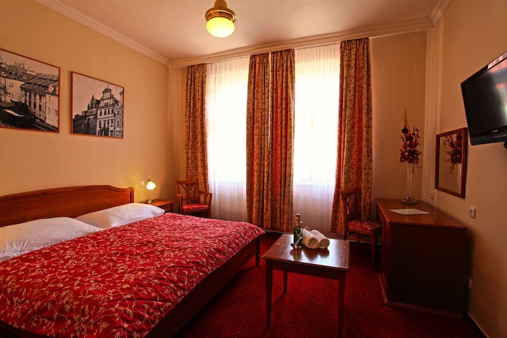 Anna Hotel Room Type - Standard Double or Twin Room, 1 Double or 2 Twin Beds