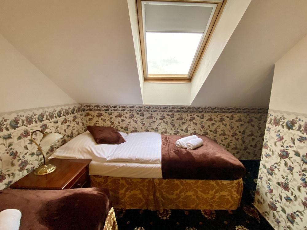 Hotel Klarinn Room Type - Economy Twin Room