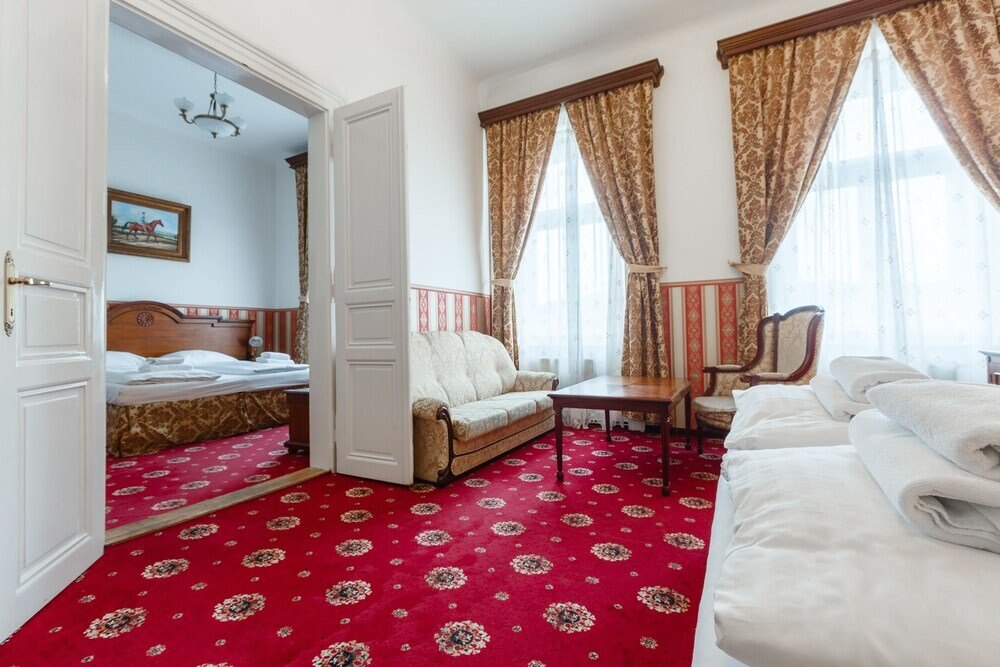 Hotel Klarinn Room Type - Deluxe Suite