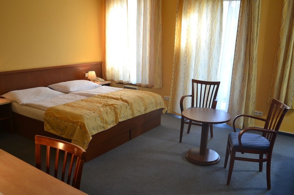 Aparthotel Austria Suites Room Type - Apartment, 1 Bedroom