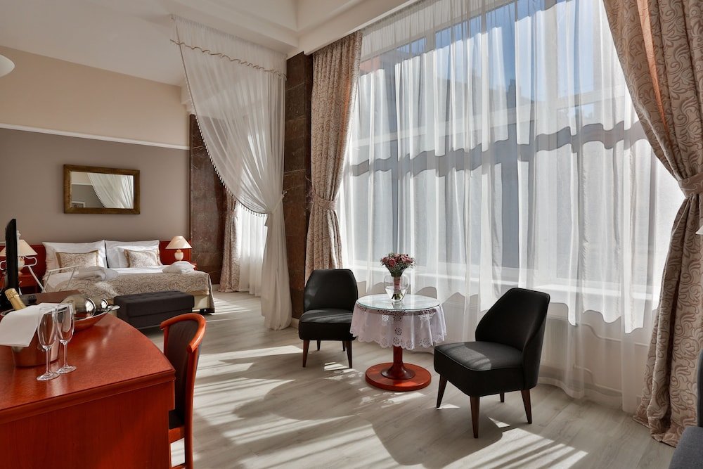 Hotel Belvedere Room Type - Junior Suite