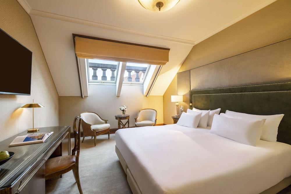 NH Collection Prague Carlo IV Room Type - Premium room NH Collection Prague Carlo IV Room Type - Premium room