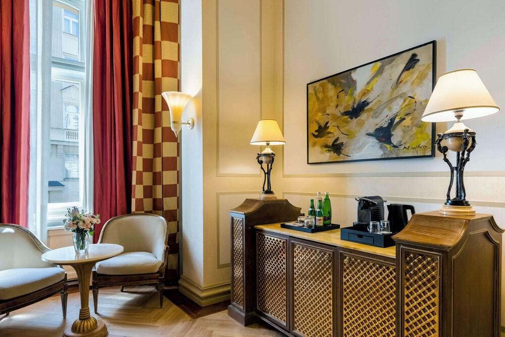 NH Collection Prague Carlo IV Room Type - Presidential Suite