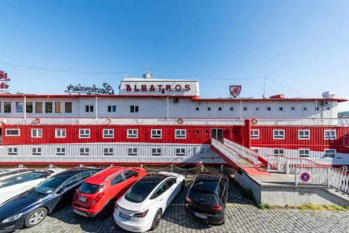 Botel Albatros