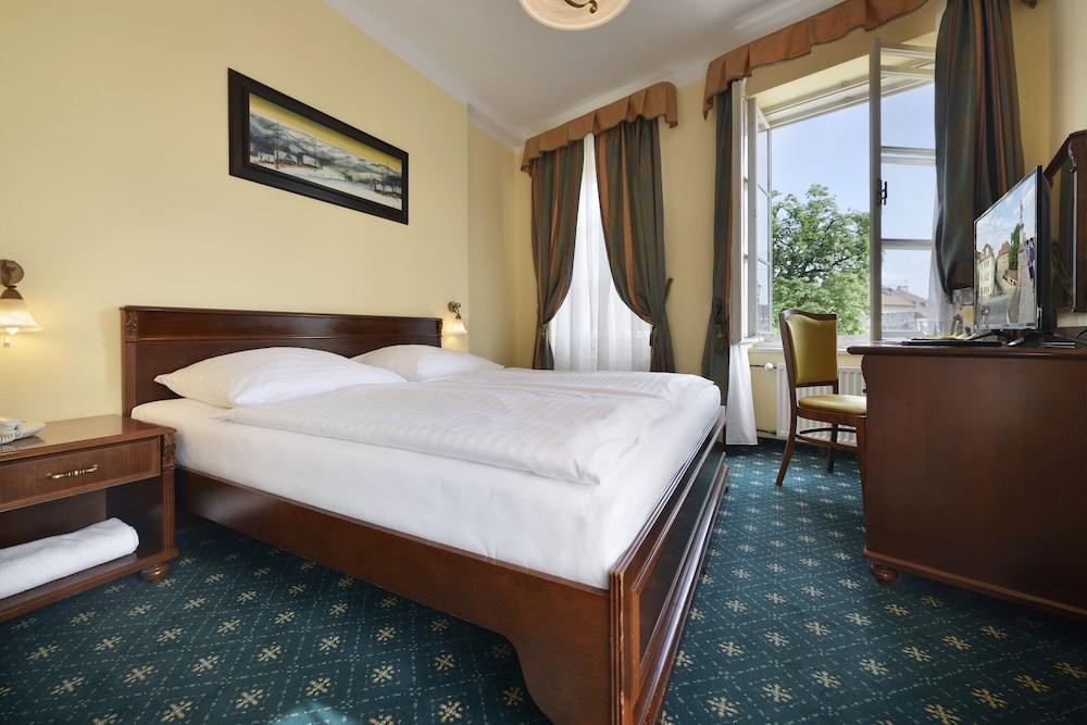 Hotel Čertovka Room Type - Standard Double or Twin Room