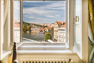 Charles Bridge Palace - Tap to explore photos