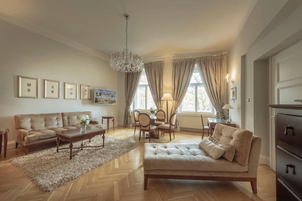 The Mozart Prague Room Type - Executive Suite, 1 King Bed, River View (Charles Bridge and Prague Castle View)