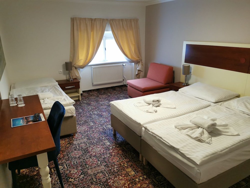 Hotel City Inn Room Type - Triple Room (Extra bed)