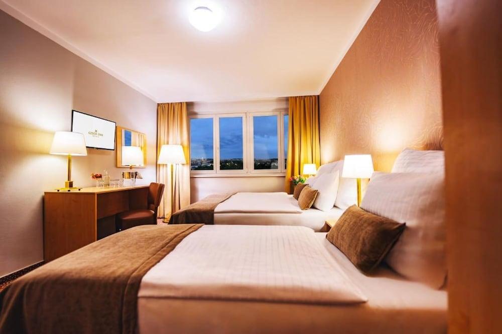 Hotel Charles Central - Czech Leading Hotels Room Type - Triple Room