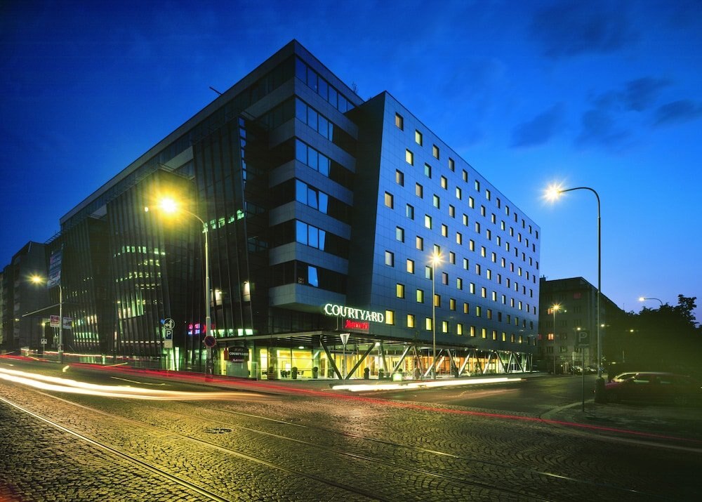Courtyard by Marriott Prague City - Tap to explore photos