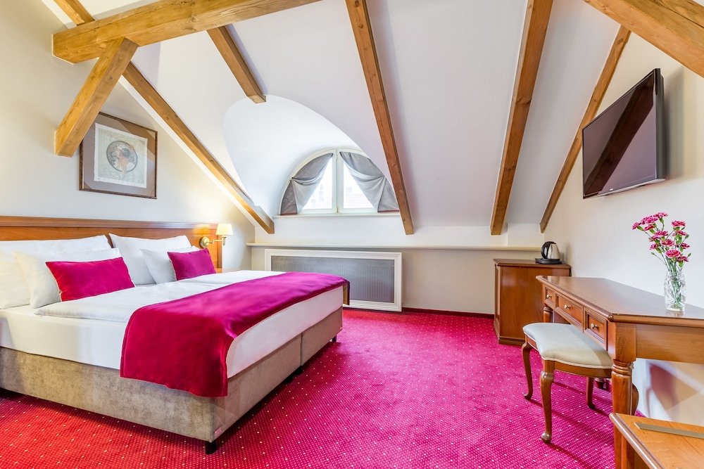 Hotel Caruso Old Town Prague - Tap to explore photos