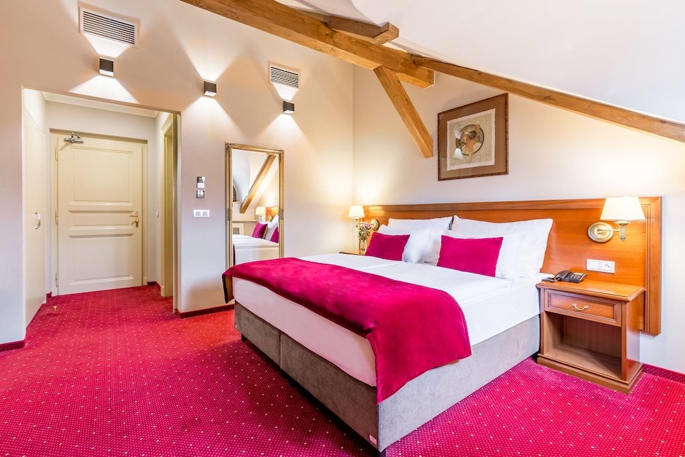 Hotel Caruso Old Town Prague - Tap to explore photos