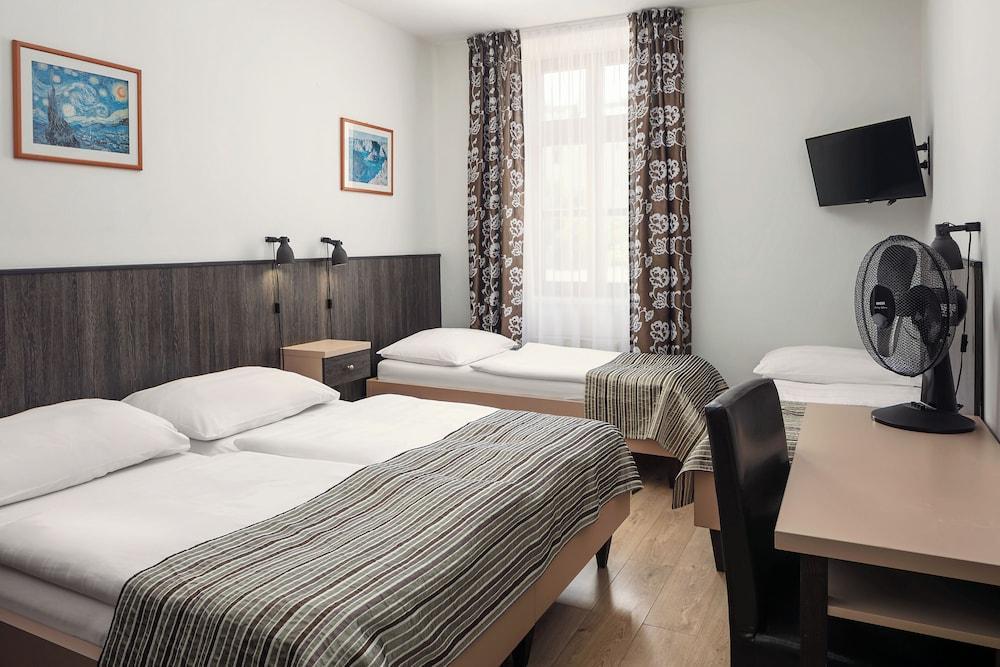 Hotel Superior Prague Room Type - Standard Quadruple Room