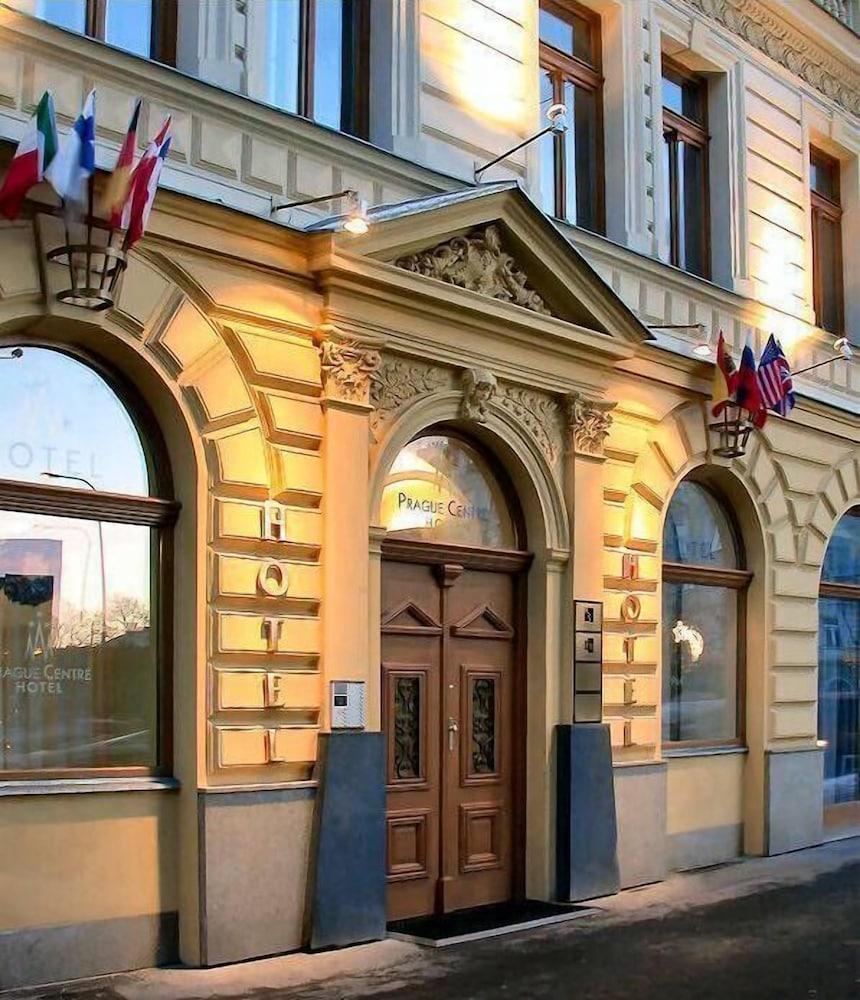 Hotel Superior Prague - Tap to explore photos