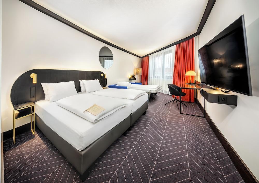 Diplomat Hotel Prague Room Type - Superior Triple Room