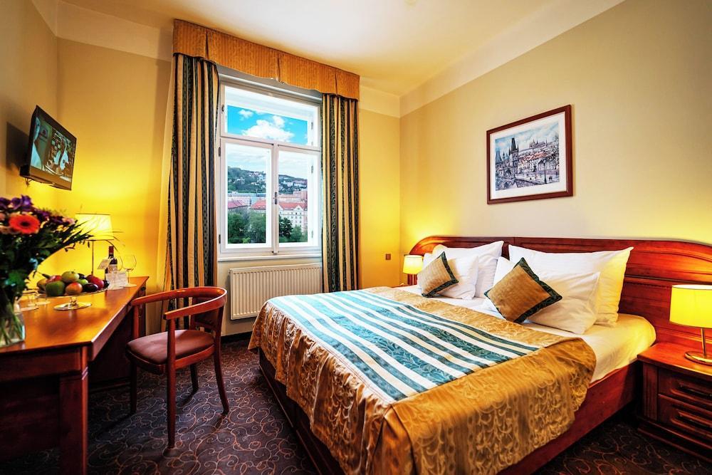 Hotel U Divadla Room Type - Standard Double Room