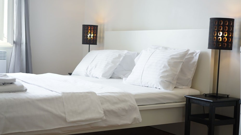 Royal Road Residence Room Type - Comfort Studio, Kitchenette