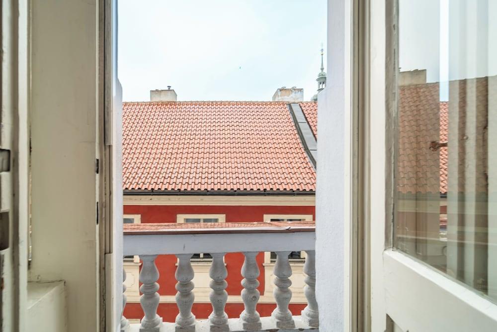 Royal Road Residence Room Type - City Apartment, 1 Bedroom, Non Smoking, Kitchenette Royal Road Residence Room Type - City Apartment, 1 Bedroom, Non Smoking, Kitchenette