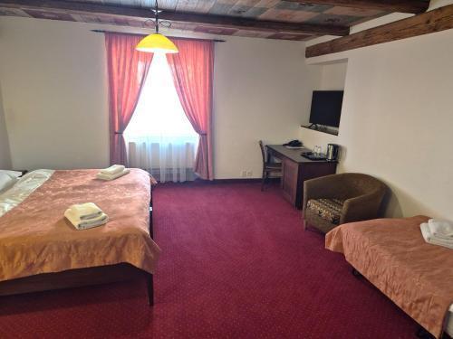 Hotel Lippert Room Type - Standard Triple Room Hotel Lippert Room Type - Standard Triple Room