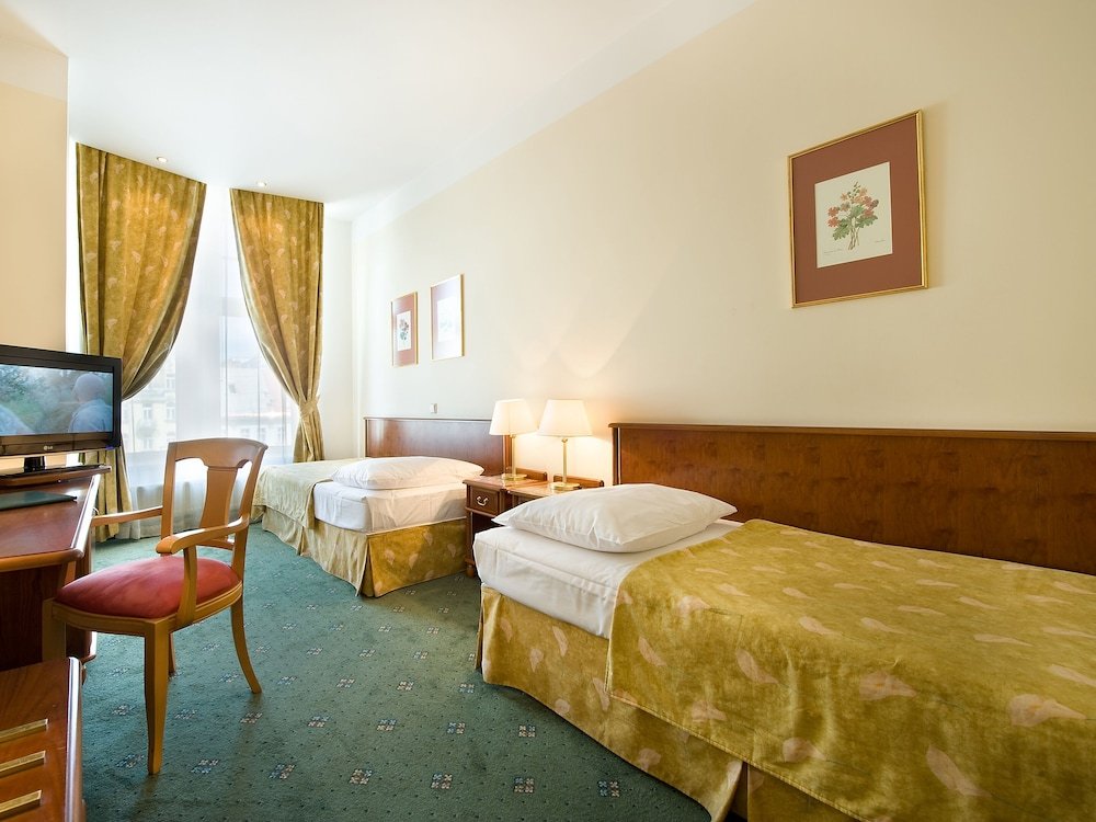 EA Hotel Rokoko Room Type - Twin Room (Wenceslas Square view) EA Hotel Rokoko Room Type - Twin Room (Wenceslas Square view)