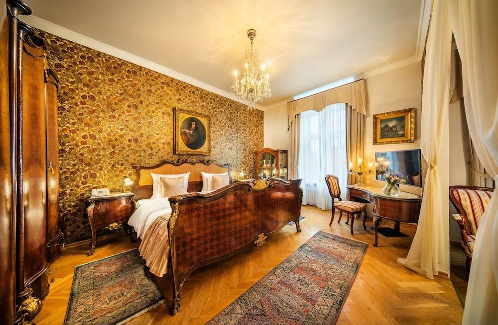 Esplanade Hotel Prague Room Type - Suite (Historical)