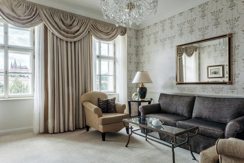 Four Seasons Hotel Prague Room Type - Suite, Non Smoking (Duplex)