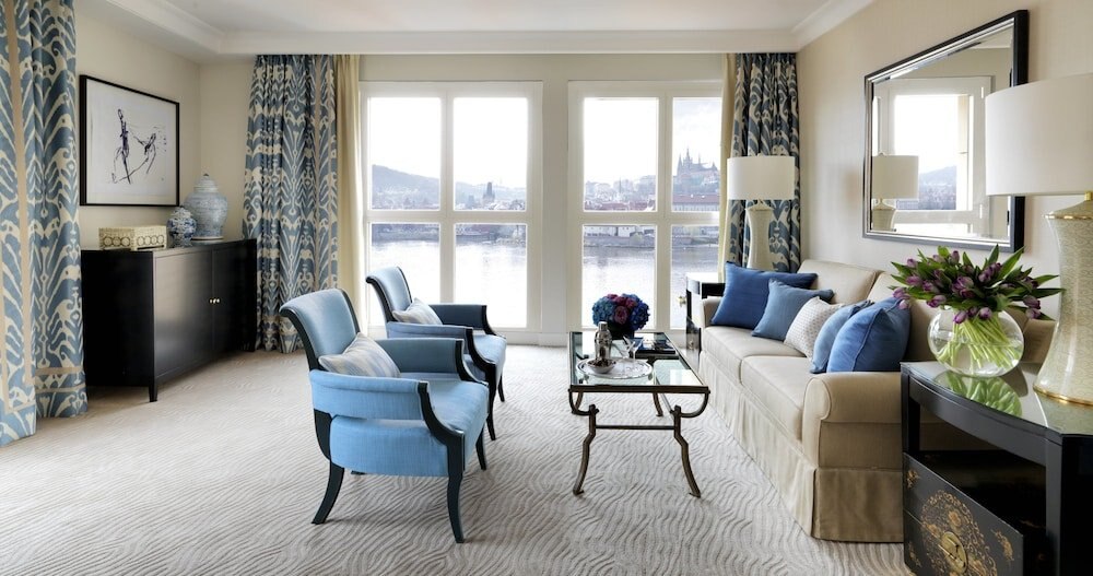 Four Seasons Hotel Prague Room Type - Suite, Non Smoking (River)