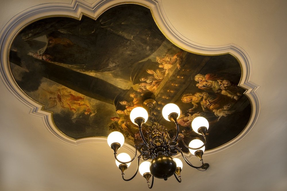 Grand Hotel Praha - Tap to explore photos