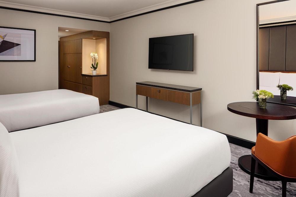 Hilton Prague Room Type - TWO QUEEN BED ROOM